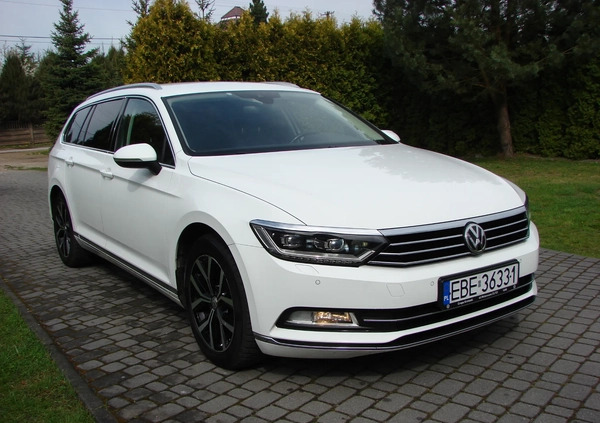 Volkswagen Passat cena 54900 przebieg: 237000, rok produkcji 2015 z Bełchatów małe 121